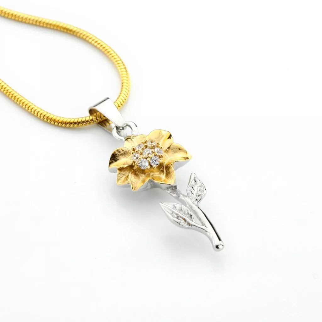 Ash pendant - Flower decorated with silver and gold